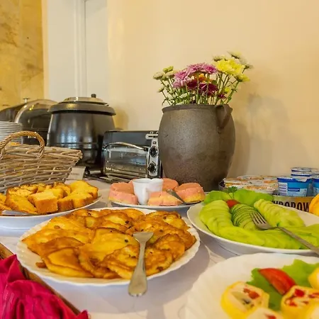 Adria Πανσιόν 3*