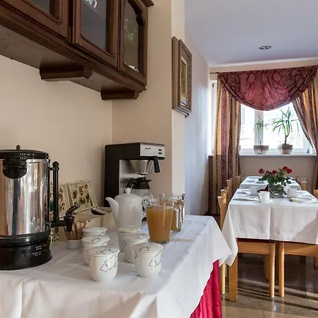 Adria Πανσιόν